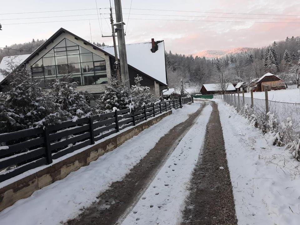 Pension Piriu' Morii Gura Humorului Dış mekan fotoğraf